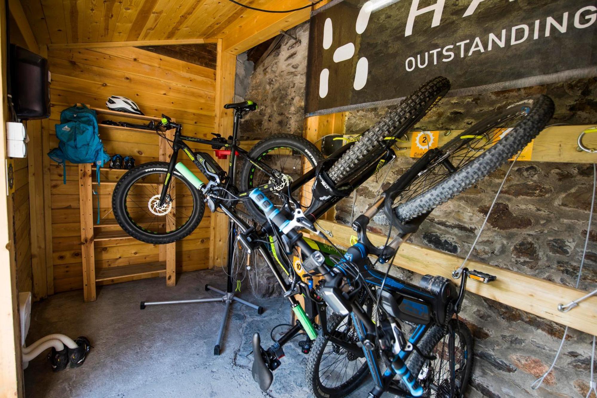 Mountain Hostel Tarter Exterior foto